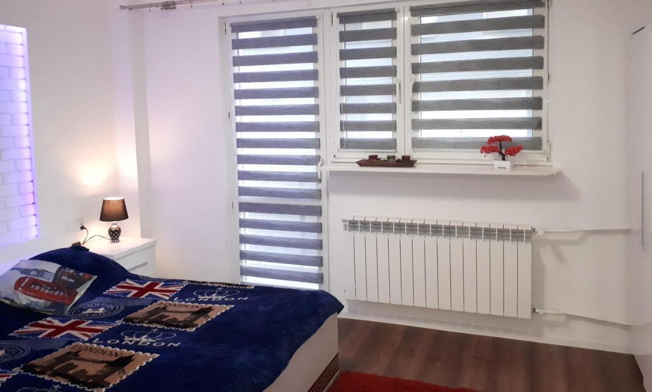 Apartament Centrum Panoramiczna Big Ben Z Balkonem-- Klimatyzacja-- Kielce Esterno foto