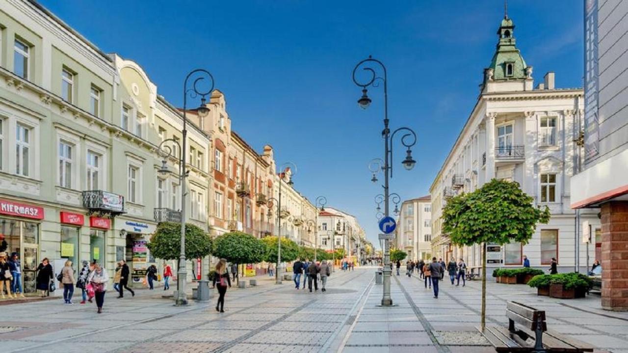 Apartament Centrum Panoramiczna Big Ben Z Balkonem-- Klimatyzacja-- Kielce Esterno foto