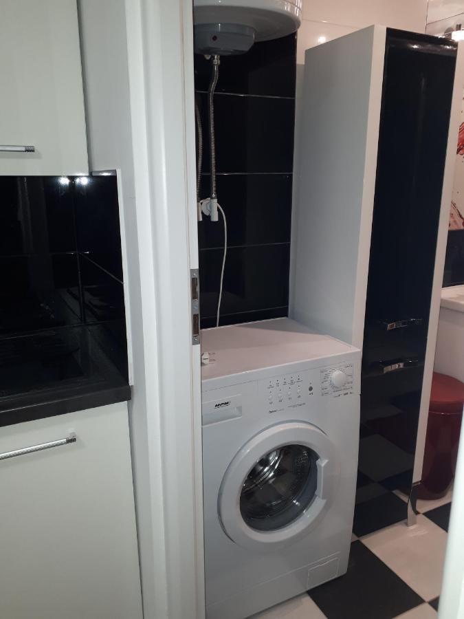 Apartament Centrum Panoramiczna Big Ben Z Balkonem-- Klimatyzacja-- Kielce Esterno foto